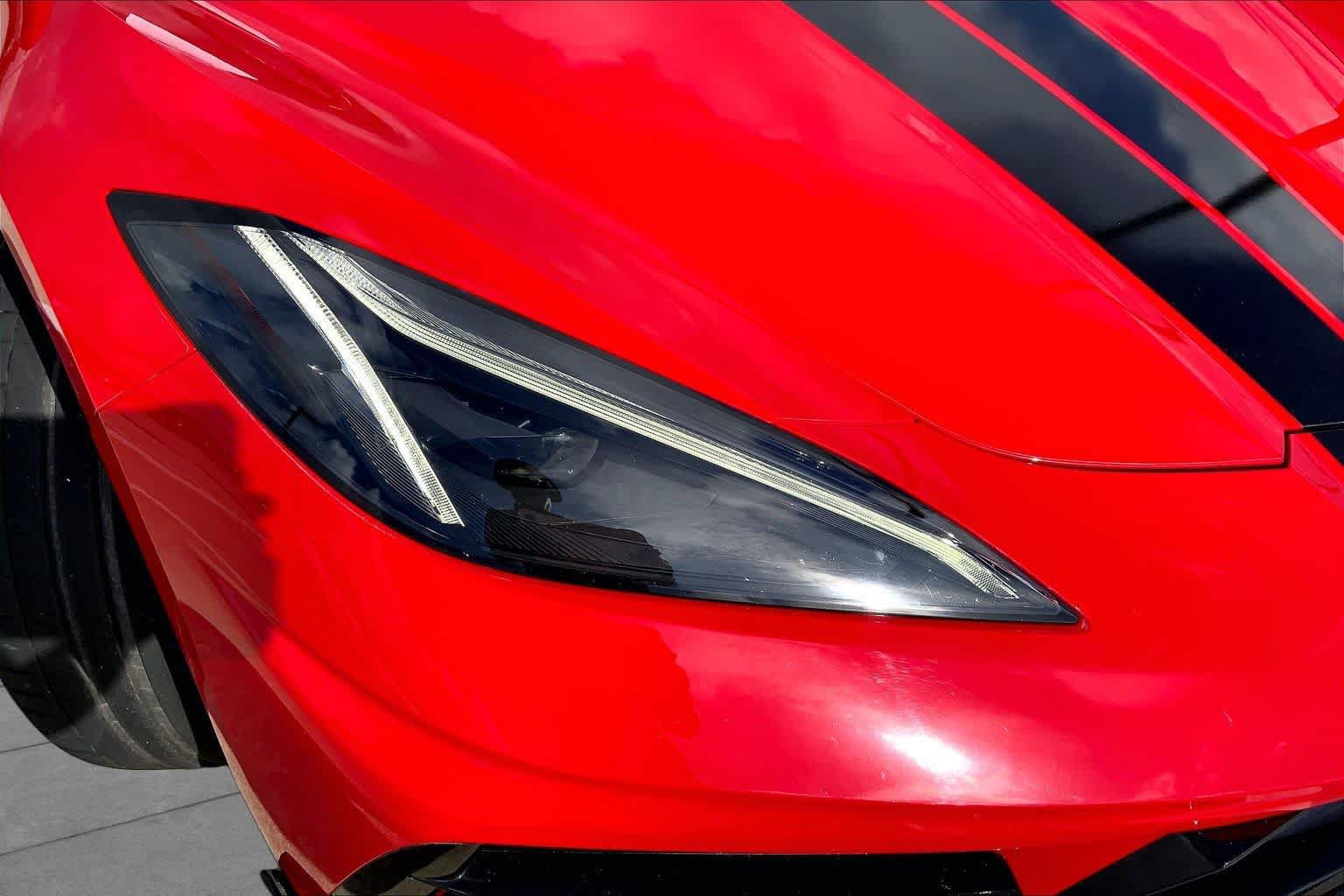 Used 2021 Chevrolet Corvette Stingray Premium Conv w/ Z51 Performance Package RWD image 22