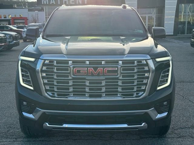 New 2026 GMC Yukon XL Denali w/ Denali Reserve Package image 16