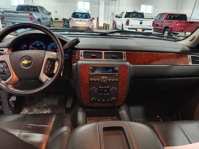Used 2011 Chevrolet Silverado 1500 LTZ w/ LTZ Plus Package AWD/4WD image 4