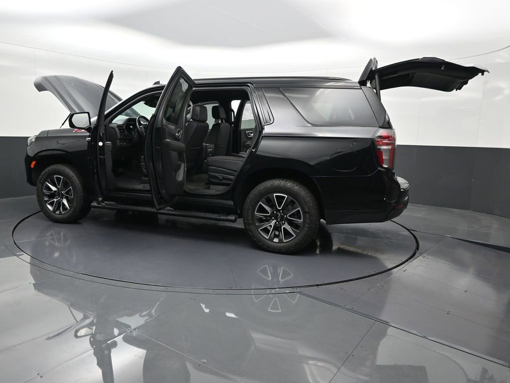 Used 2024 Chevrolet Tahoe Z71 w/ Luxury Package image 35