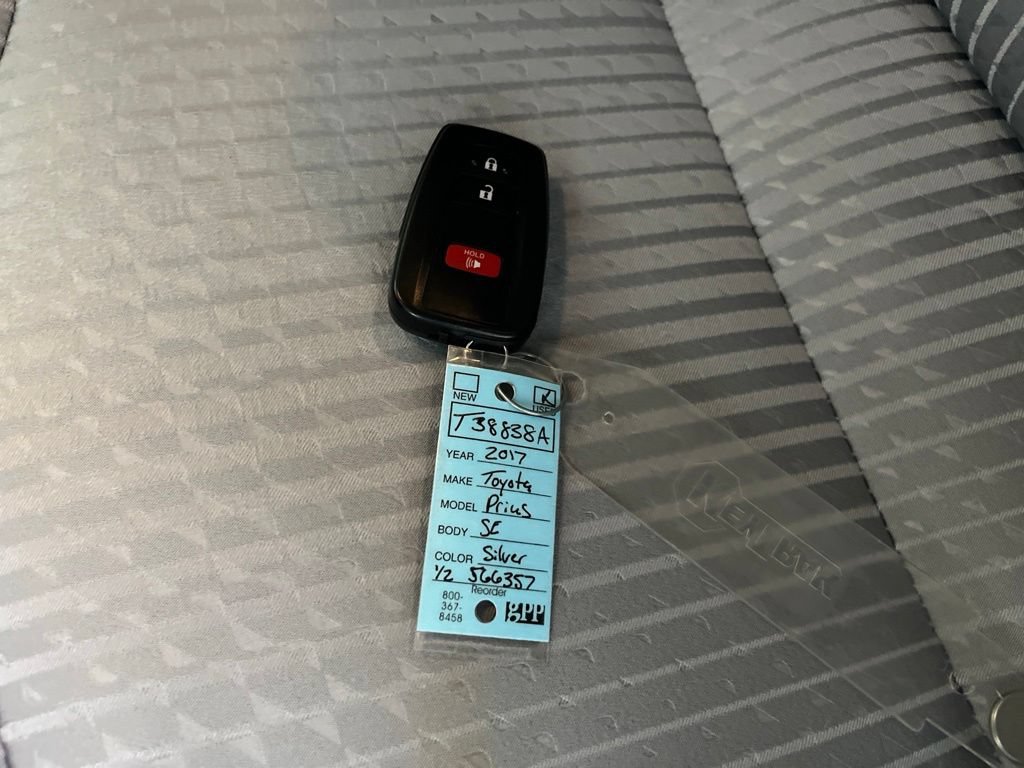 Used 2017 Toyota Prius Two w/ Prius Two Safety Plus Package FWD image 77