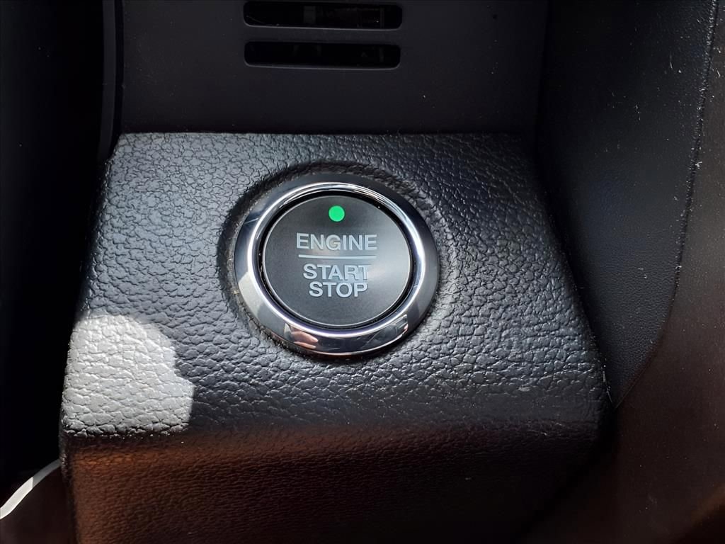 Used 2020 Ford Expedition Limited image 21