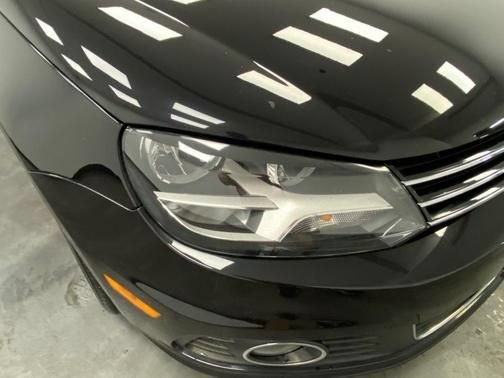 Used 2016 Volkswagen Eos Komfort FWD image 13