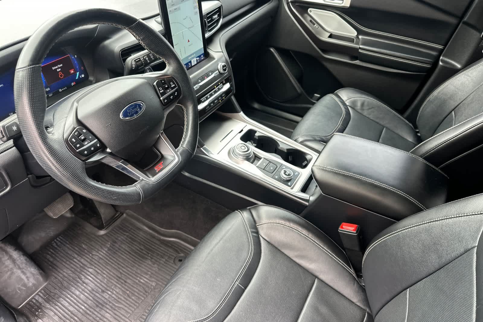 Used 2020 Ford Explorer ST w/ Premium Technology Package AWD/4WD image 11
