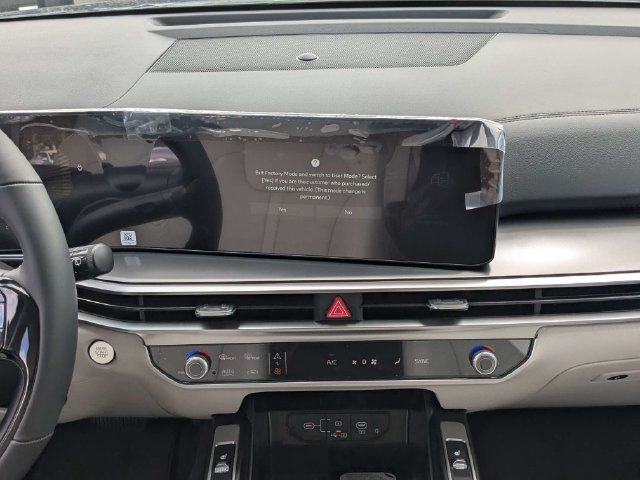 New 2026 Kia Sorento S FWD image 21