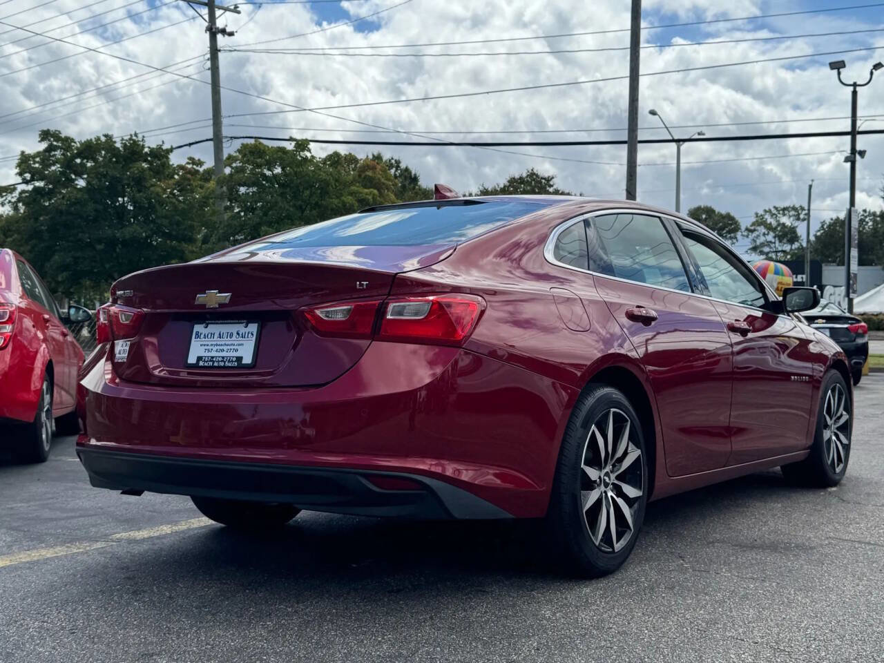 Used 2017 Chevrolet Malibu LT w/ Leather Package image 5