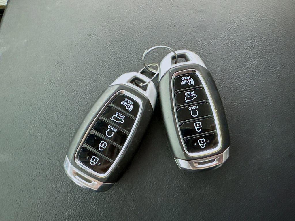 Used 2021 Hyundai Palisade SEL w/ Winter Package AWD/4WD image 32