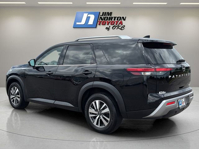 Used 2023 Nissan Pathfinder SL AWD/4WD image 7