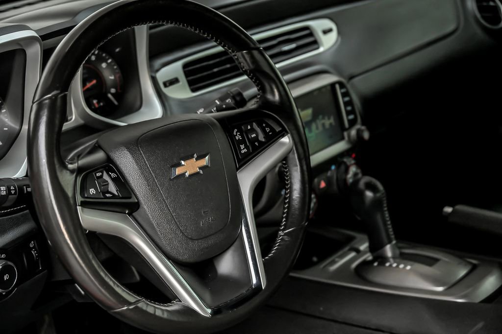 Used 2014 Chevrolet Camaro LT RWD image 15