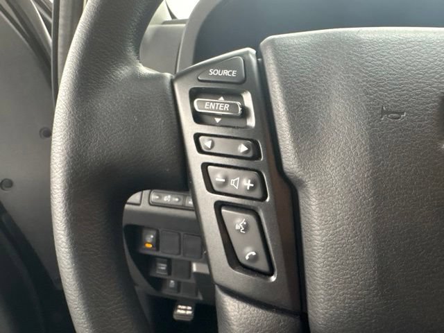 Used 2025 Nissan Frontier SV RWD image 21