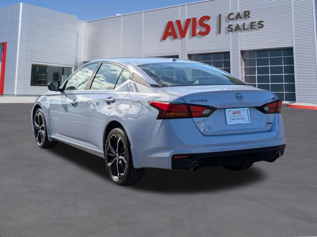 Used 2025 Nissan Altima 2.5 SR image 9