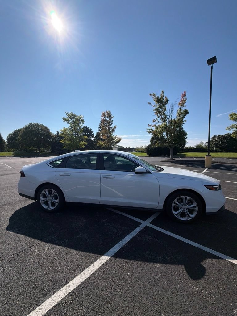 Certified 2025 Honda Accord LX image 5
