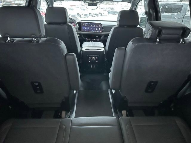 Used 2025 Chevrolet Tahoe High Country image 25