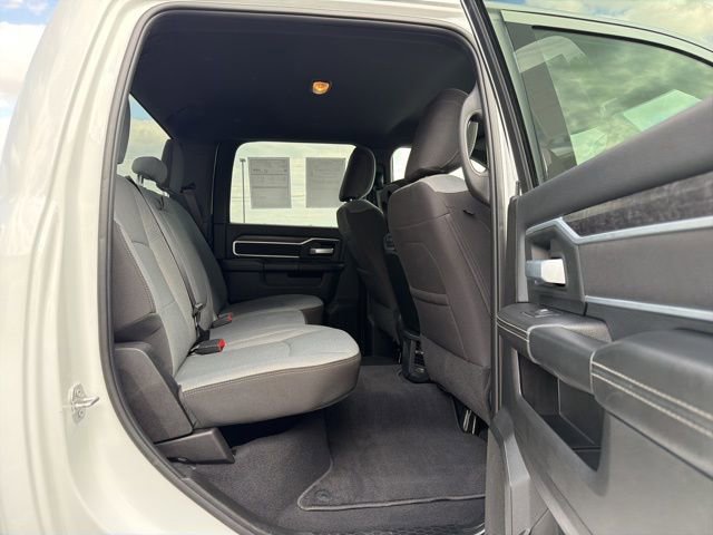 Used 2024 RAM 3500 Big Horn AWD/4WD image 19