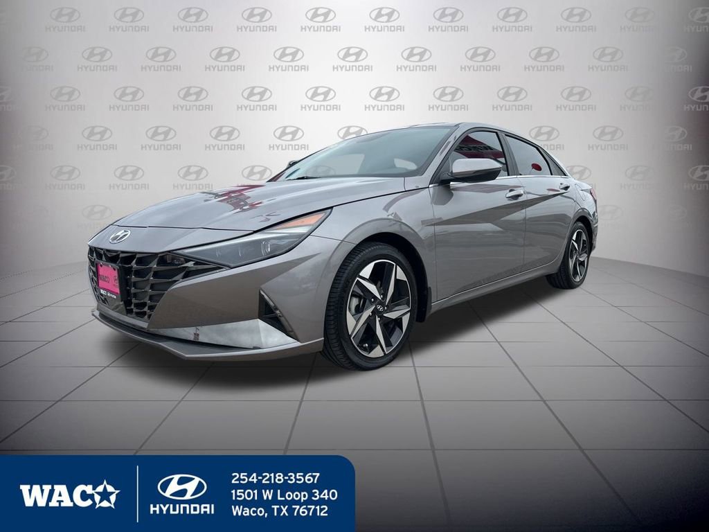Used 2022 Hyundai Elantra Limited image 3