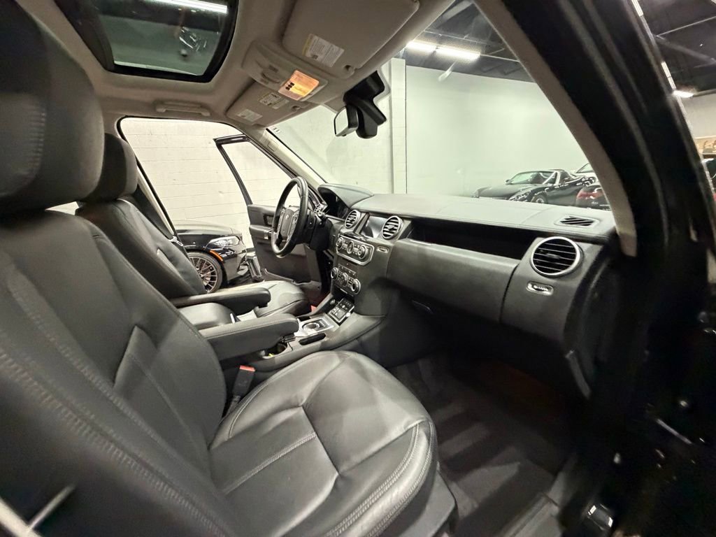Used 2016 Land Rover LR4 HSE LUX AWD/4WD image 42