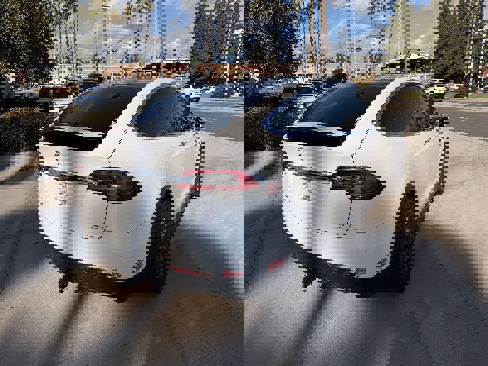 Used 2018 Tesla Model X 75D image 5