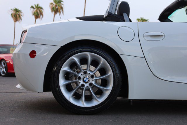 Used 2004 BMW Z4 2.5i RWD image 52