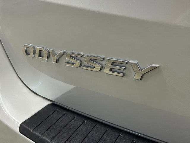 New 2026 Honda Odyssey Touring image 9