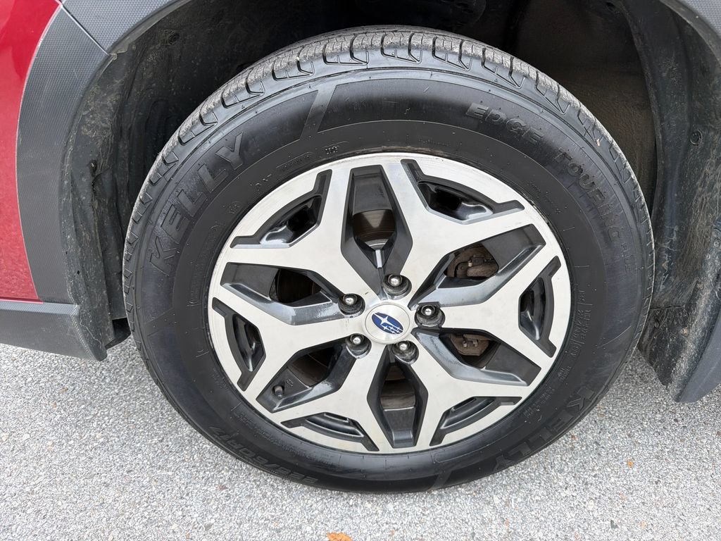 Used 2020 Subaru Forester Premium AWD/4WD image 10