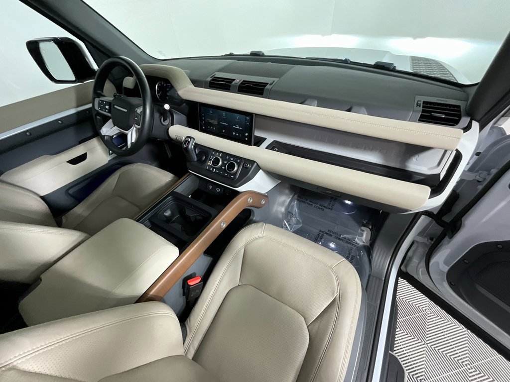 Certified 2023 Land Rover Defender 90 SE image 20