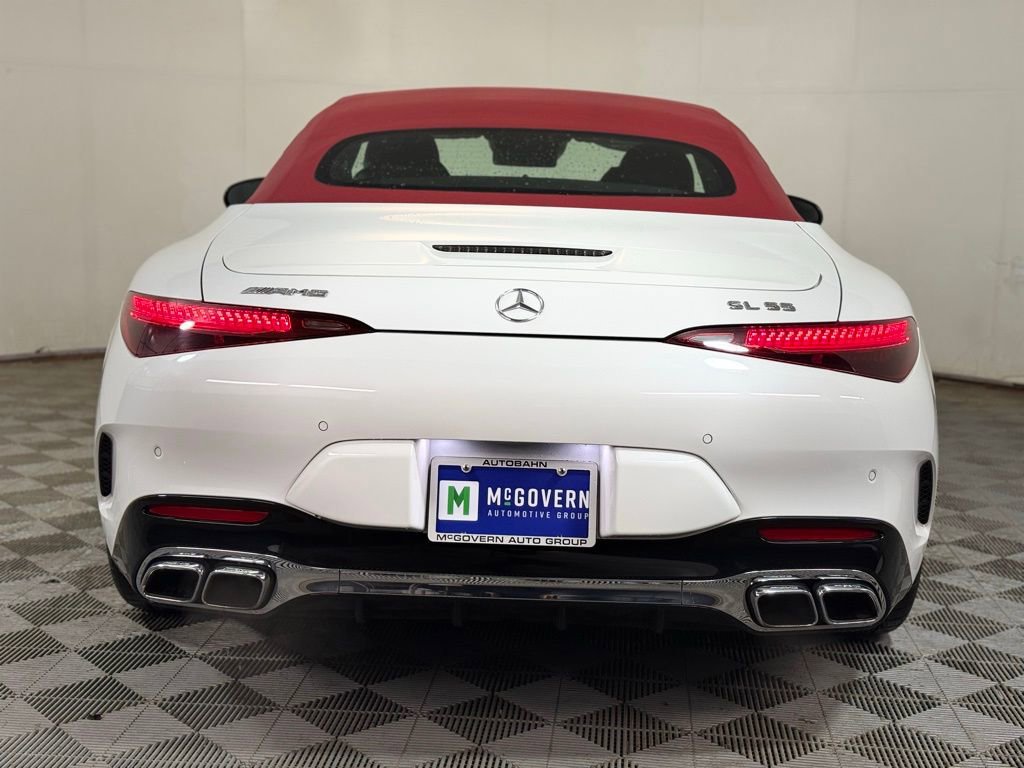 Used 2023 Mercedes-Benz SL 55 AMG 4MATIC w/ Driver Assistance Package image 4