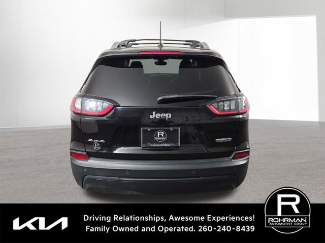 Used 2019 Jeep Cherokee Latitude Plus w/ Comfort/Convenience Group image 9