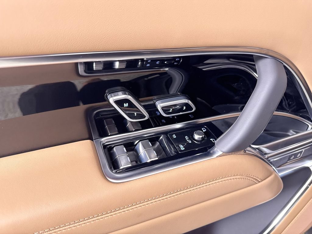 New 2027 Land Rover Range Rover SE AWD/4WD image 12