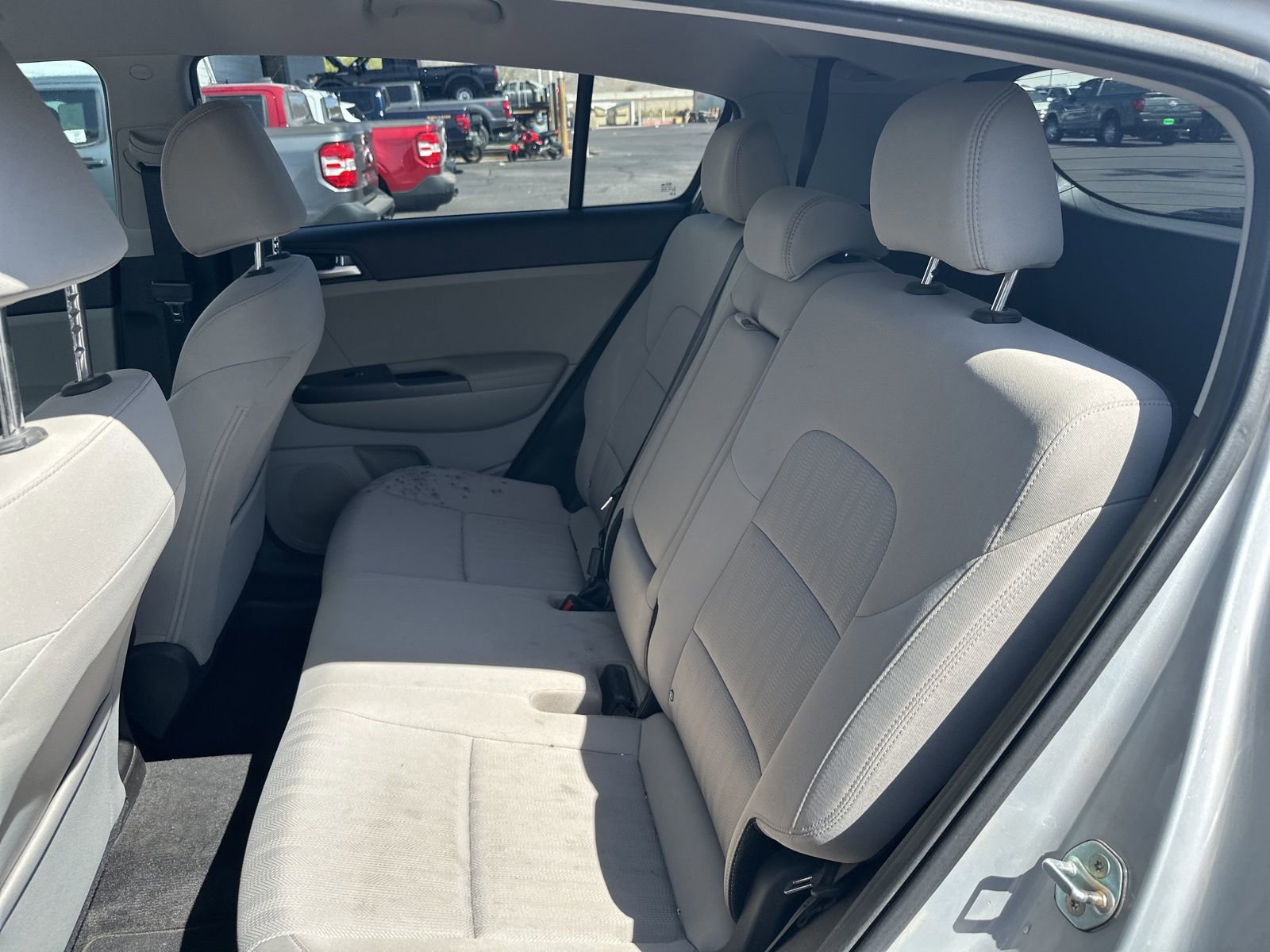 Used 2022 Kia Sportage LX image 12