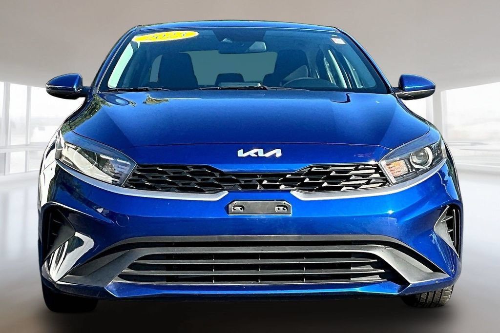 Used 2023 Kia Forte LXS FWD image 2