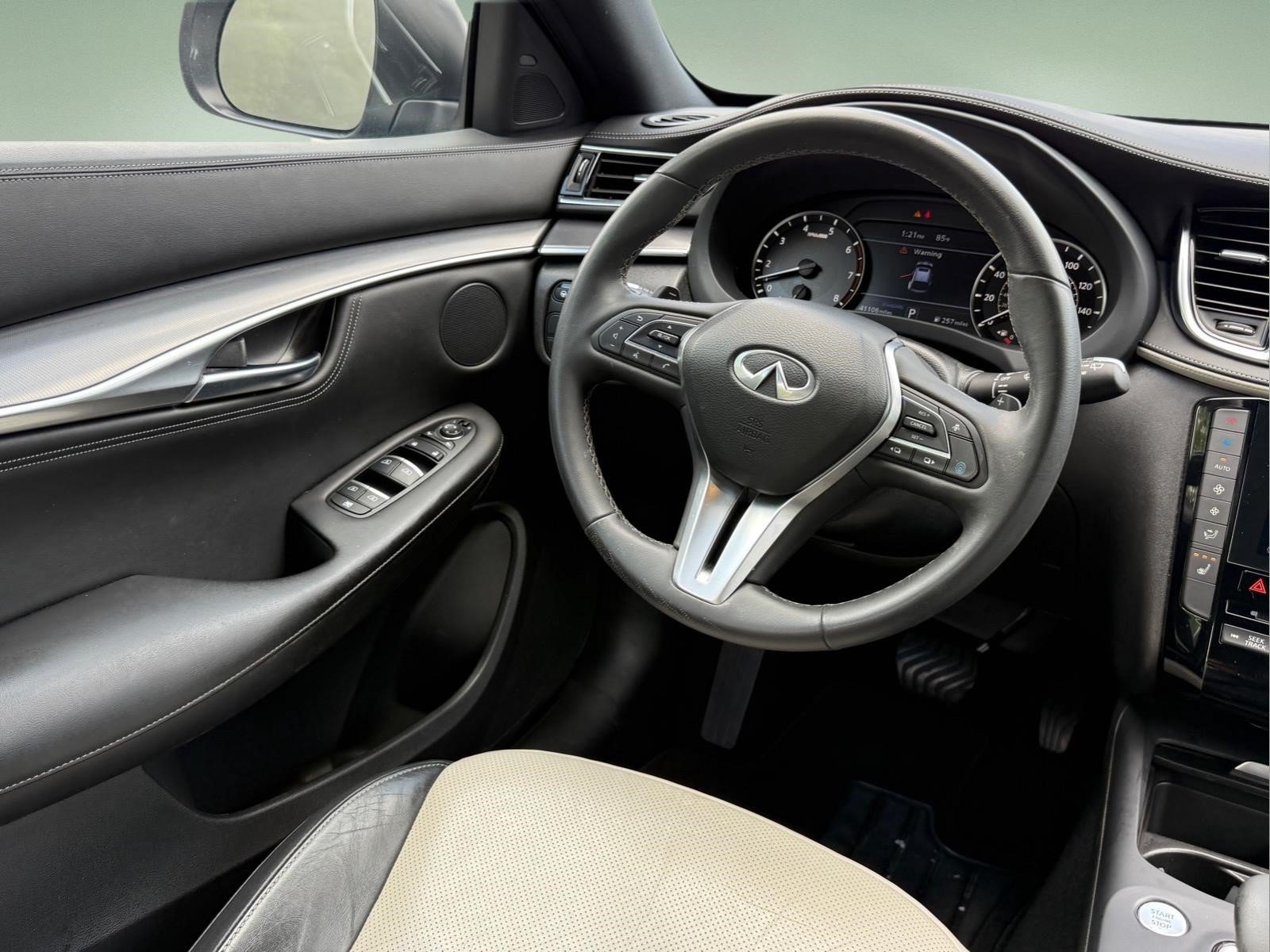 Used 2023 INFINITI QX55 Luxe w/ Cargo Package AWD/4WD image 11