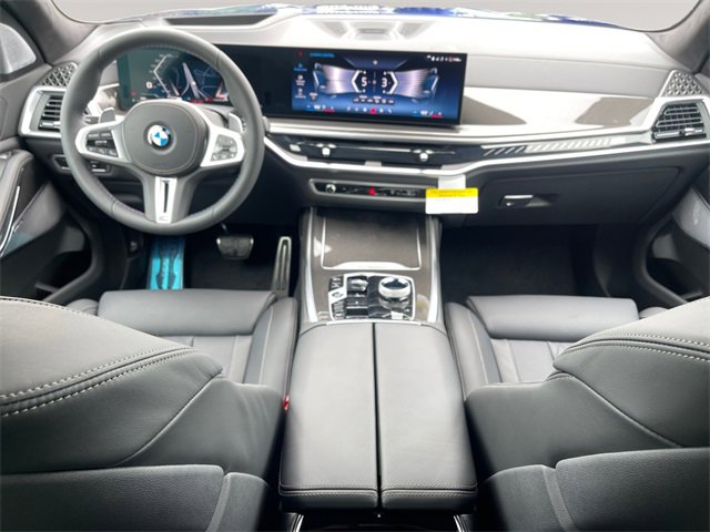 New 2026 BMW X7 M60i image 10