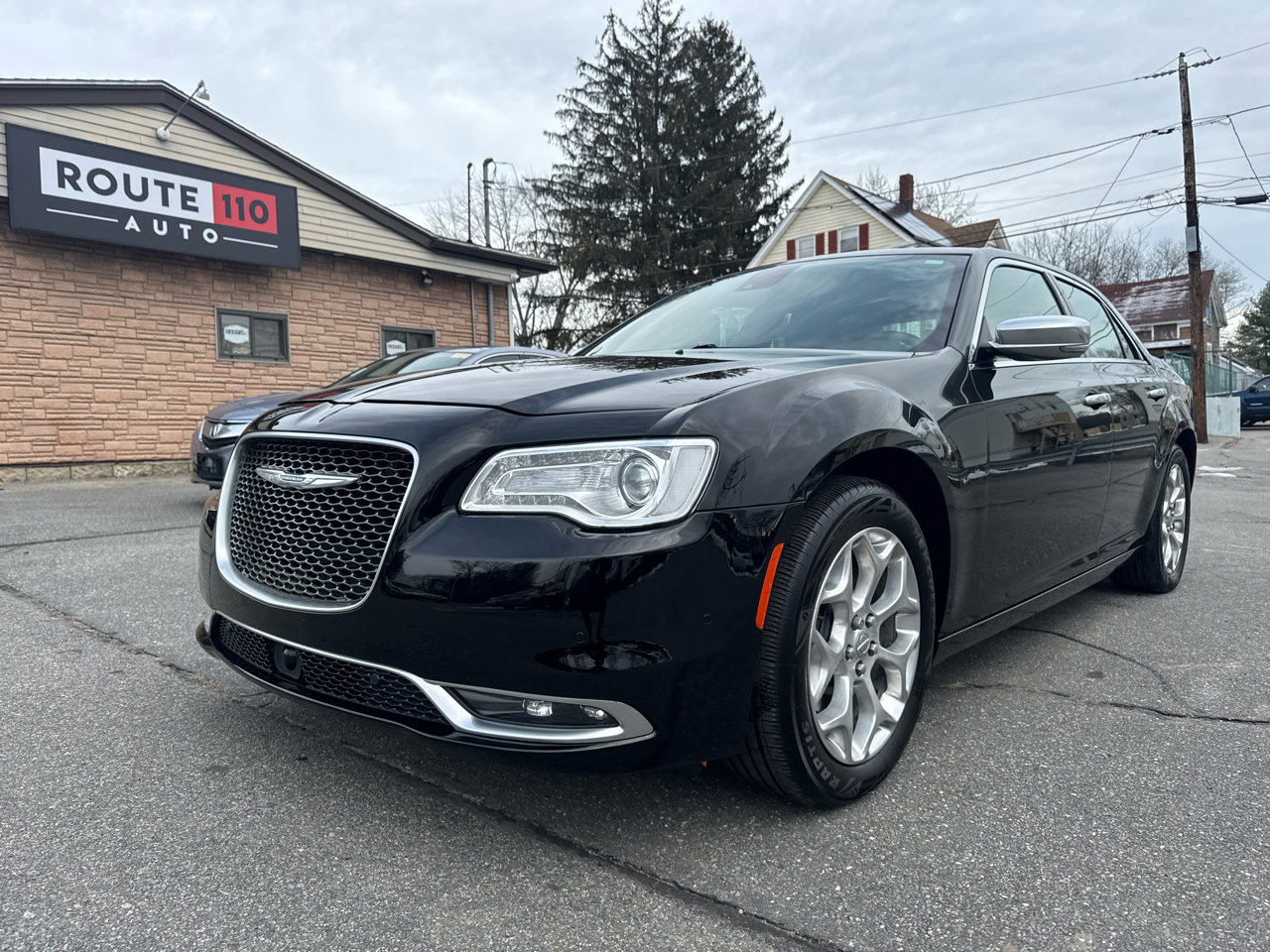 Used 2016 Chrysler 300 C Platinum w/ Safetytec Plus Group image 1