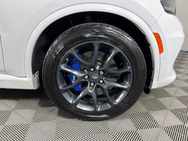 Used 2022 Dodge Durango R/T w/ Tow 'N Go Package AWD/4WD image 11
