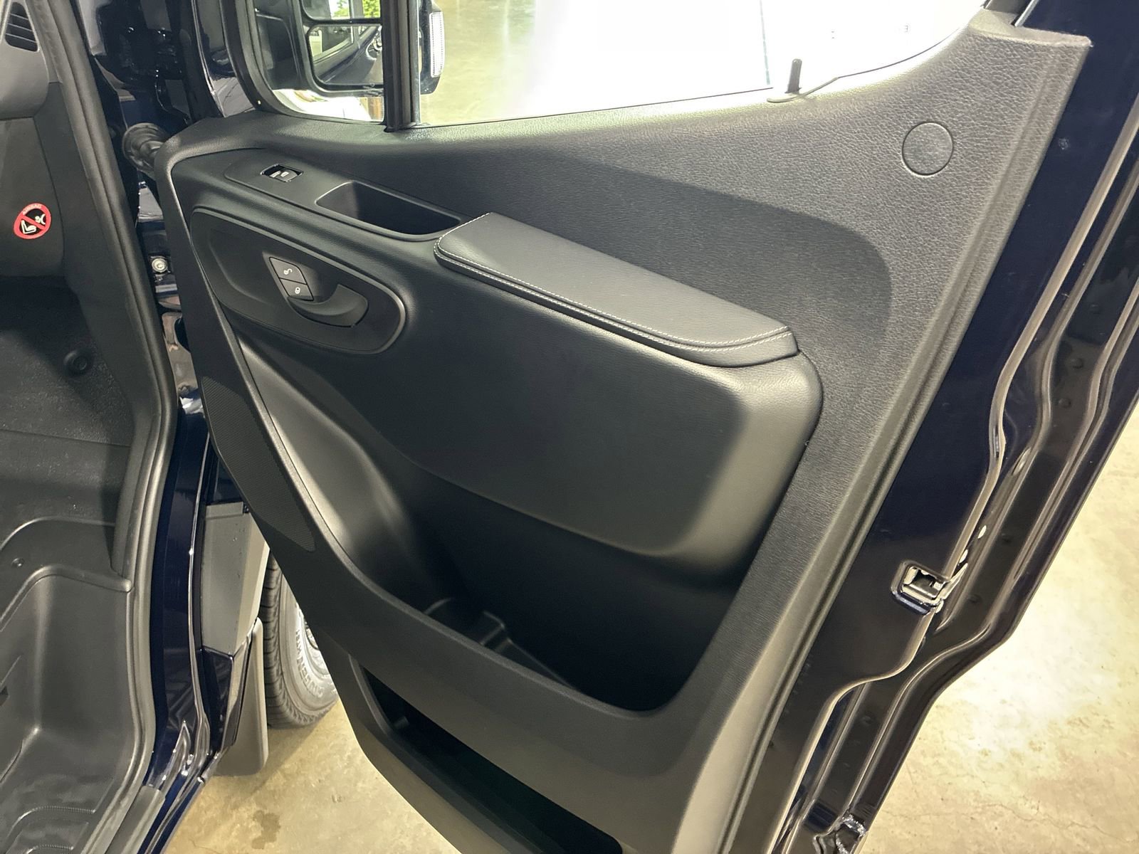 New 2025 Mercedes-Benz Sprinter 2500 image 12