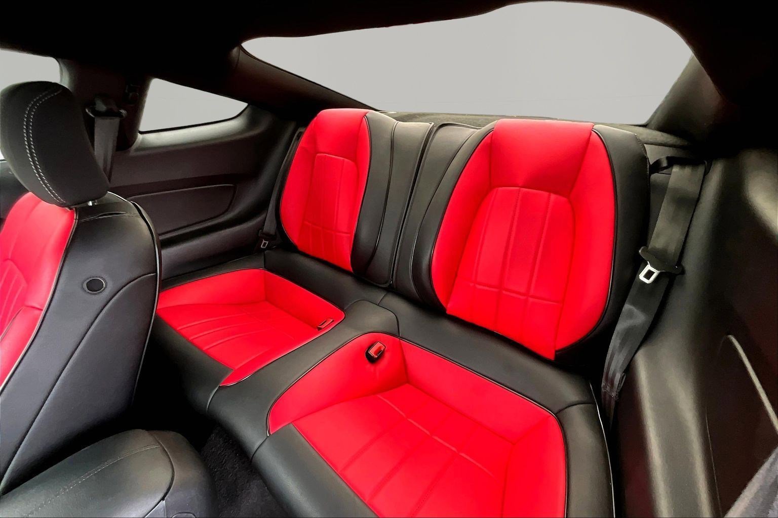 Used 2020 Ford Mustang GT w/ Equipment Group 301A RWD image 20