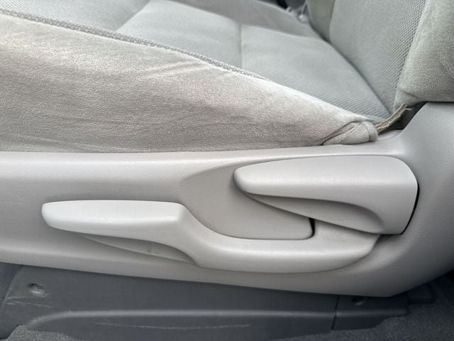 Used 2020 Toyota Sienna L FWD image 12