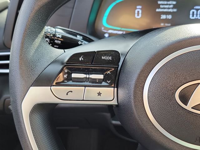 Certified 2025 Hyundai Elantra Blue image 5