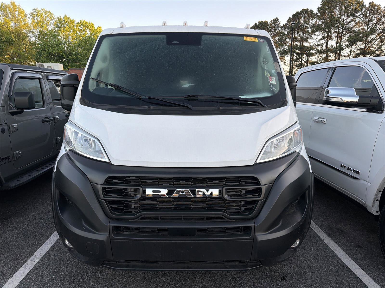 Used 2025 RAM ProMaster 2500 w/ Convenience Group image 2