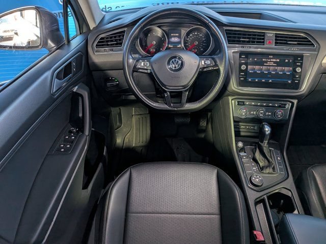 Used 2019 Volkswagen Tiguan SE w/ Panoramic Sunroof Package AWD/4WD image 15