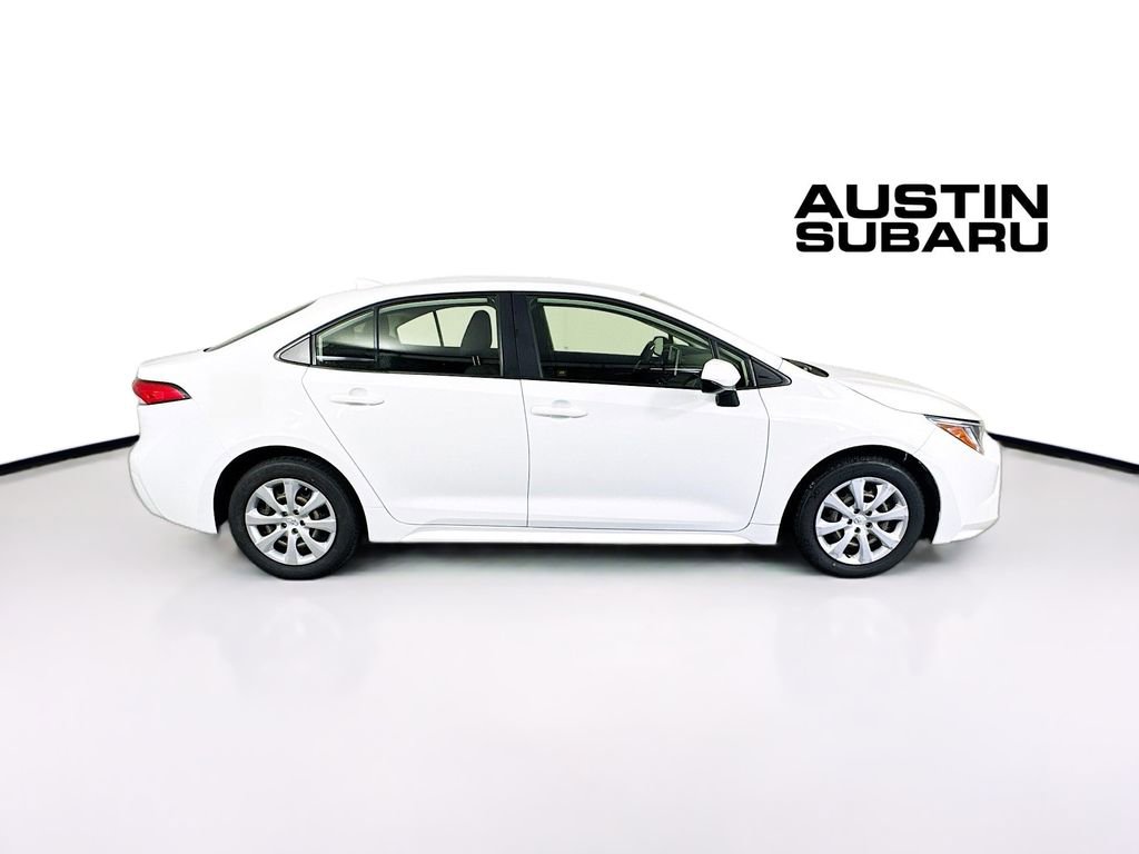 Used 2020 Toyota Corolla LE FWD image 8