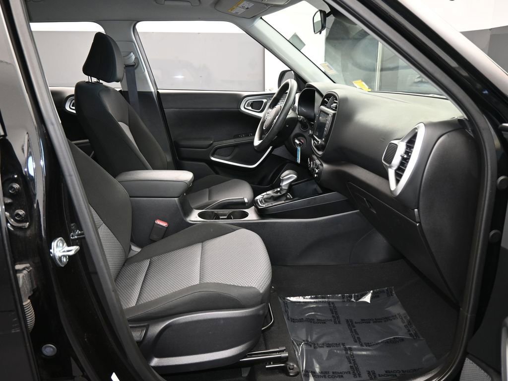 Used 2023 Kia Soul LX w/ Option Group 015 image 37
