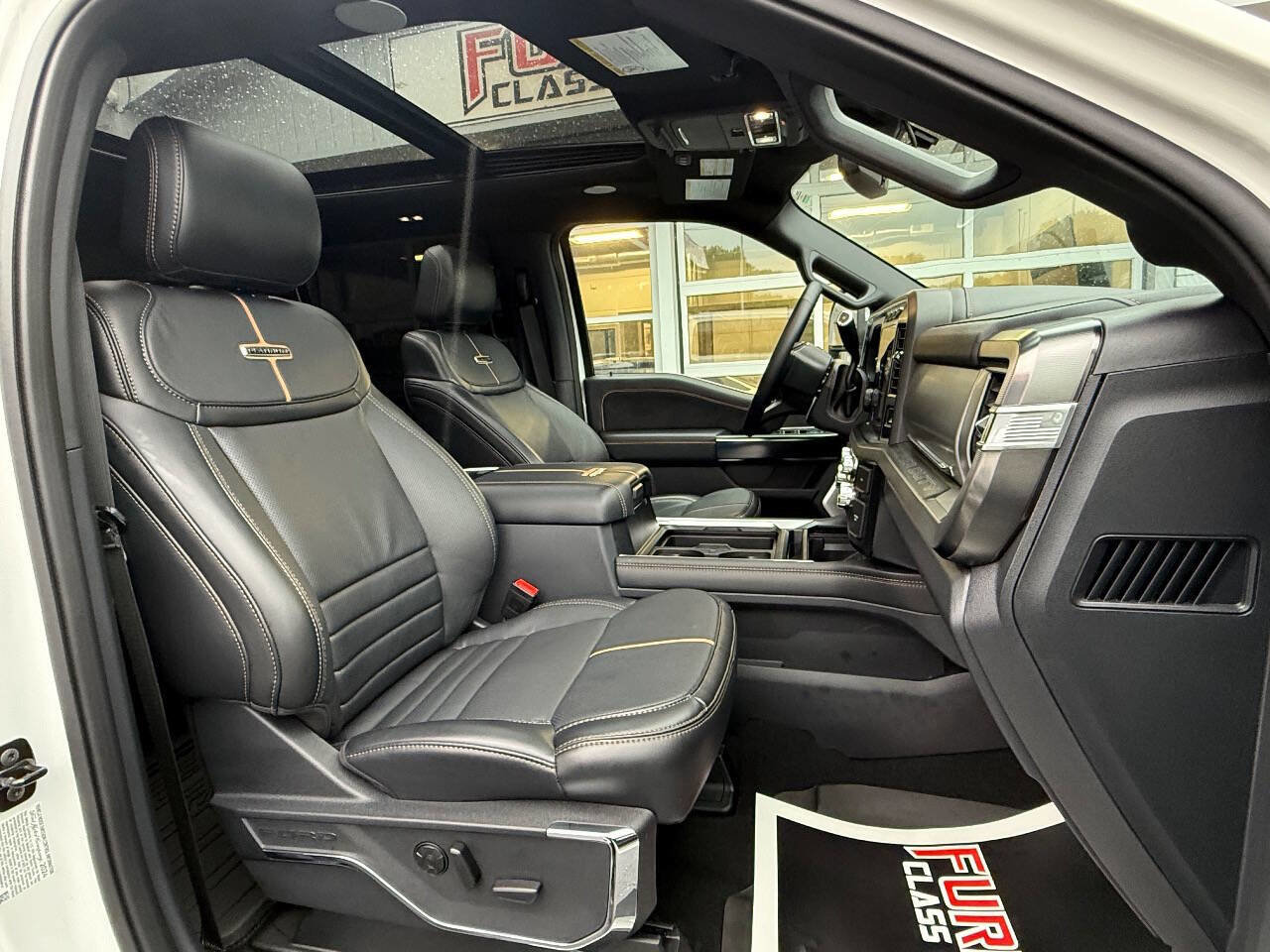 Used 2024 Ford F350 Platinum w/ FX4 Off-Road Package image 42