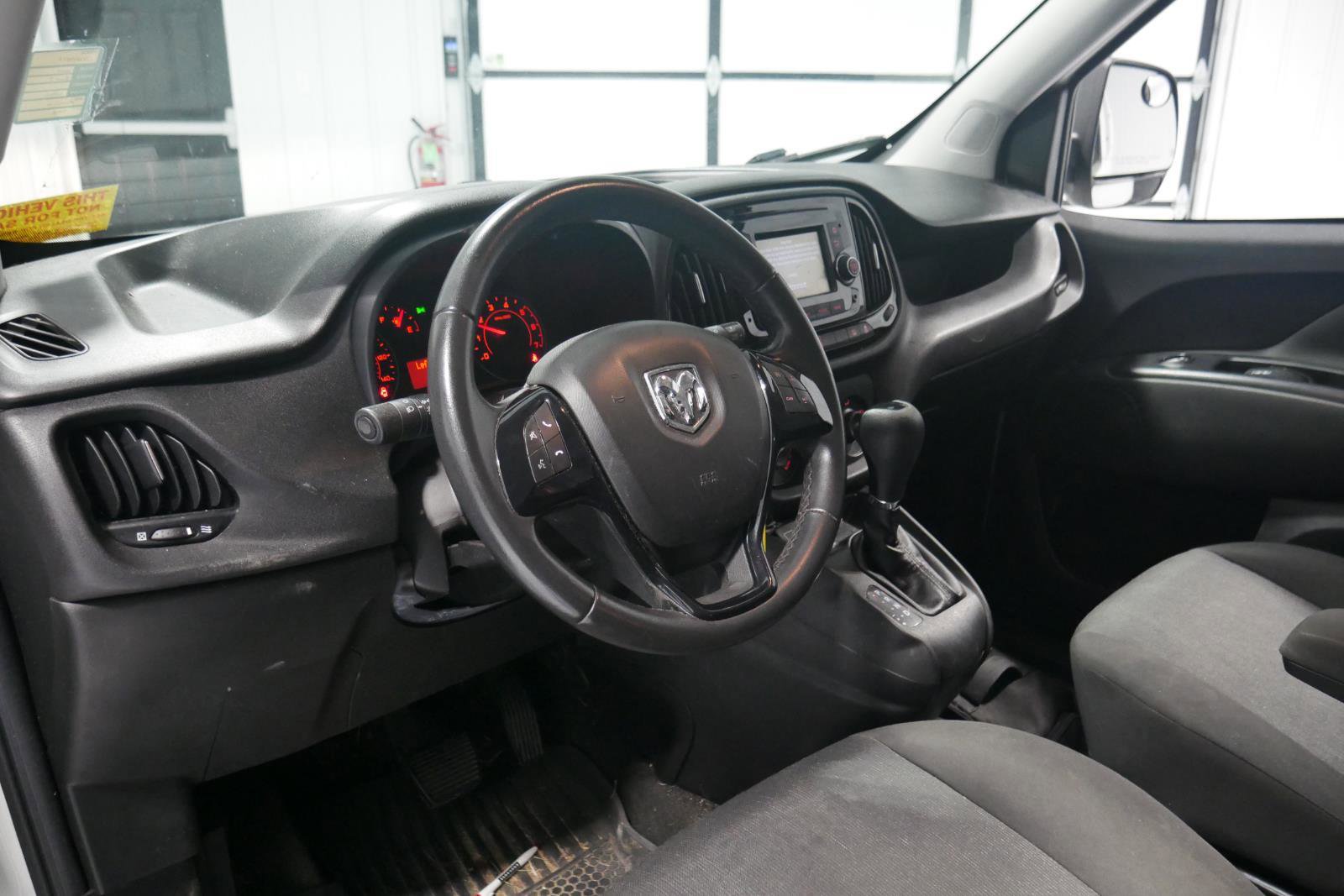 Used 2019 RAM ProMaster City Tradesman SLT image 9