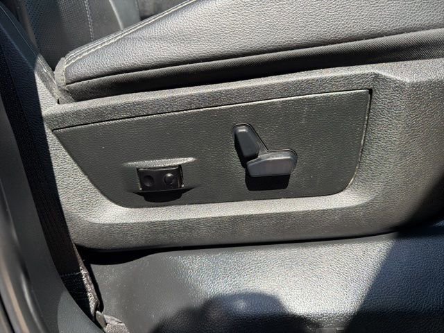 Used 2017 RAM 1500 Laramie w/ Convenience Group image 21