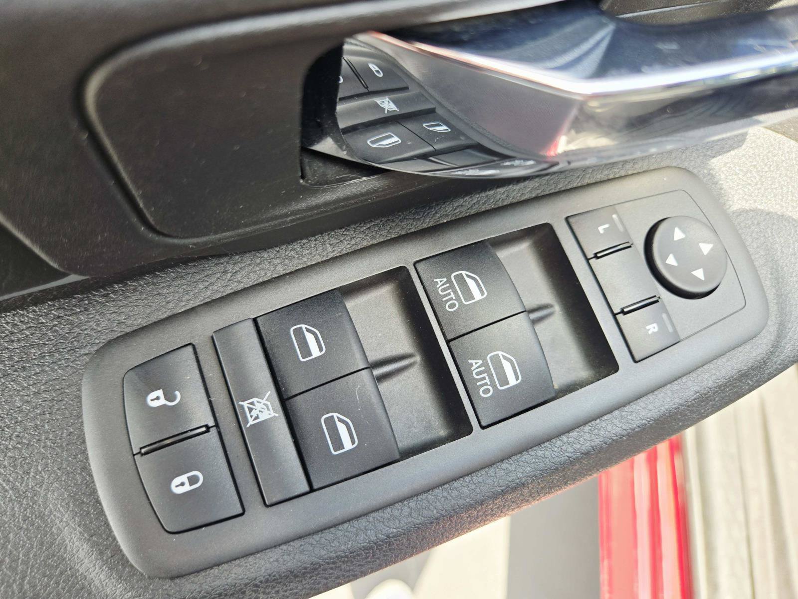 Used 2024 RAM 1500 Warlock AWD/4WD image 35