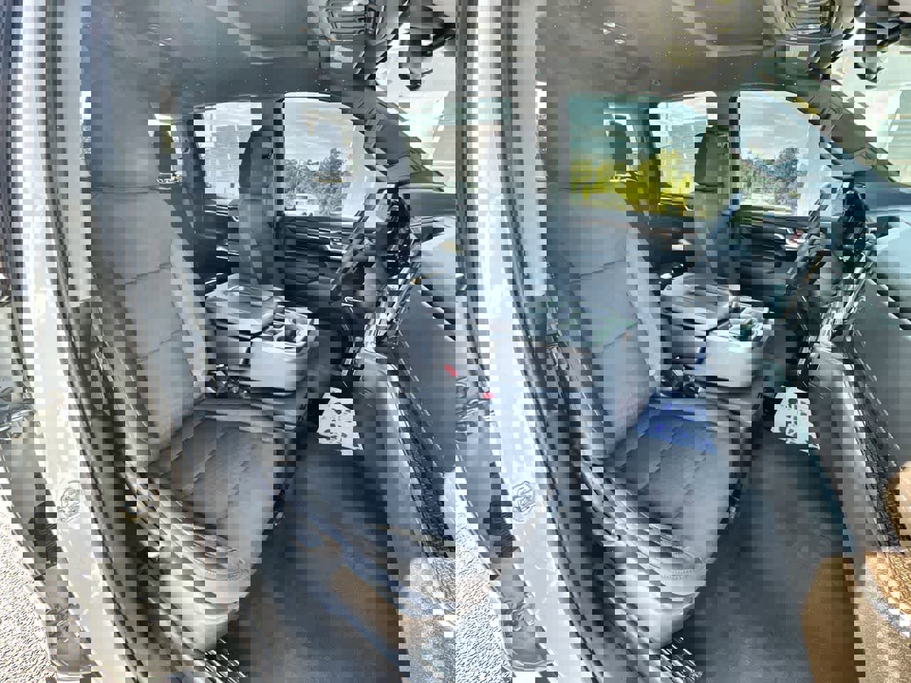 Used 2024 Chevrolet Silverado 1500 RST w/ Z71 Off-Road Package image 26