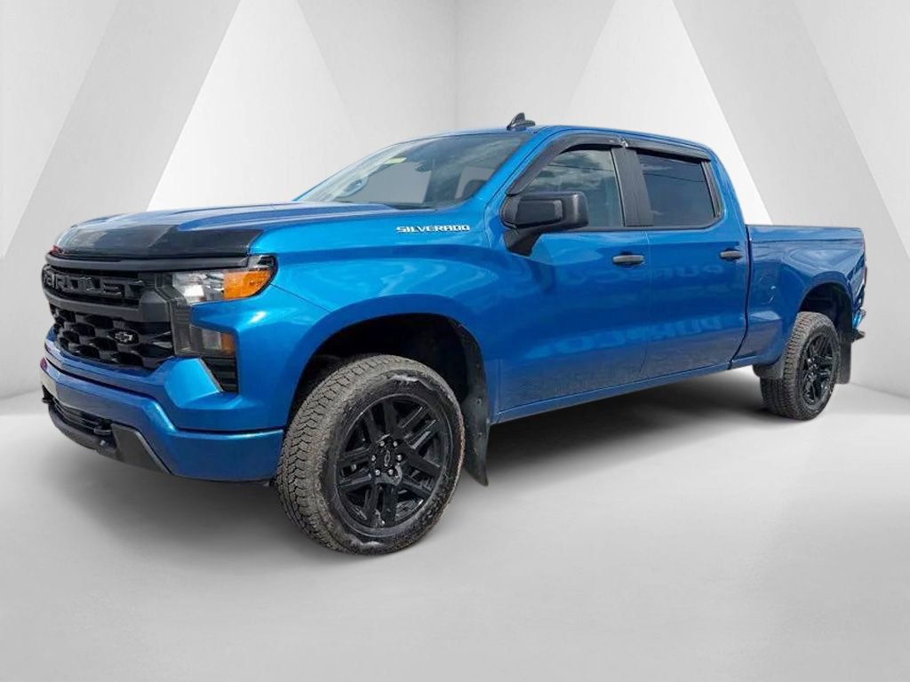 Used 2023 Chevrolet Silverado 1500 Custom AWD/4WD image 3