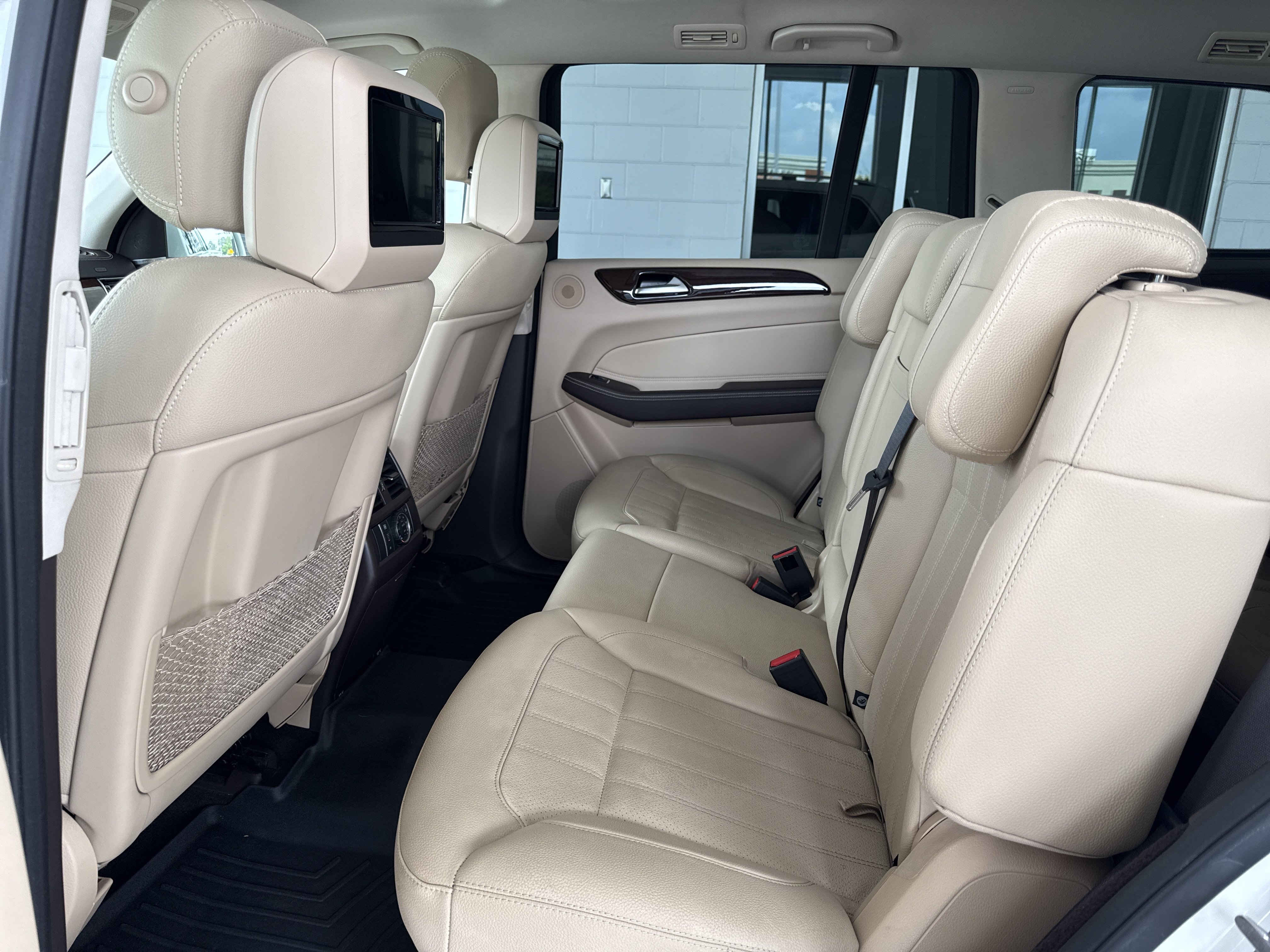 Used 2019 Mercedes-Benz GLS 450 4MATIC image 5