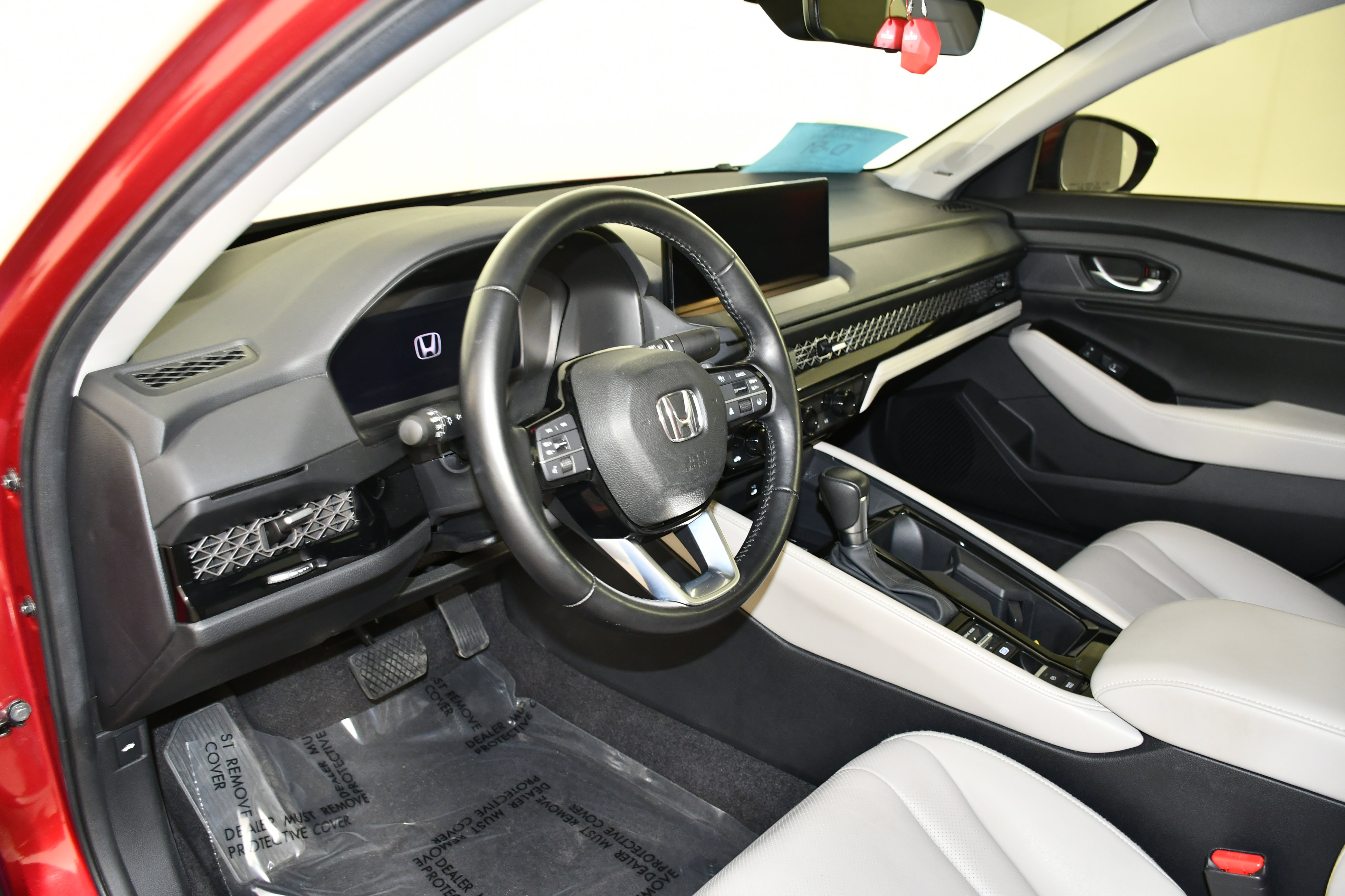 Certified 2024 Honda Accord Touring image 36